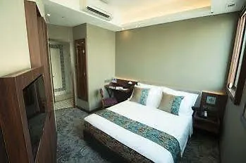 Отель Aqueen Heritage Joo Chiat Сингапур