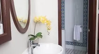 Отель Aqueen Heritage Joo Chiat Сингапур 3*,  Сингапур